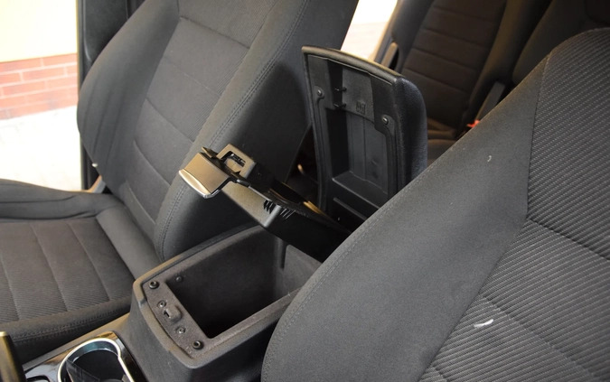 Ford S-Max cena 29900 przebieg: 280000, rok produkcji 2011 z Sieradz małe 407